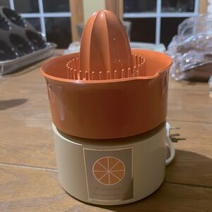 Vintage juicer, dominion by Hamilton beach